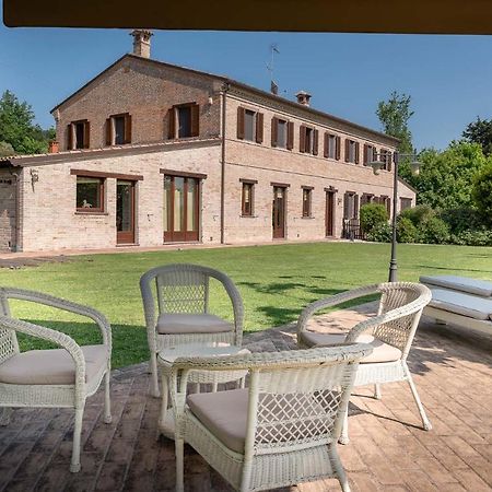 Badia Agriturismo La Torraccia Luaran gambar